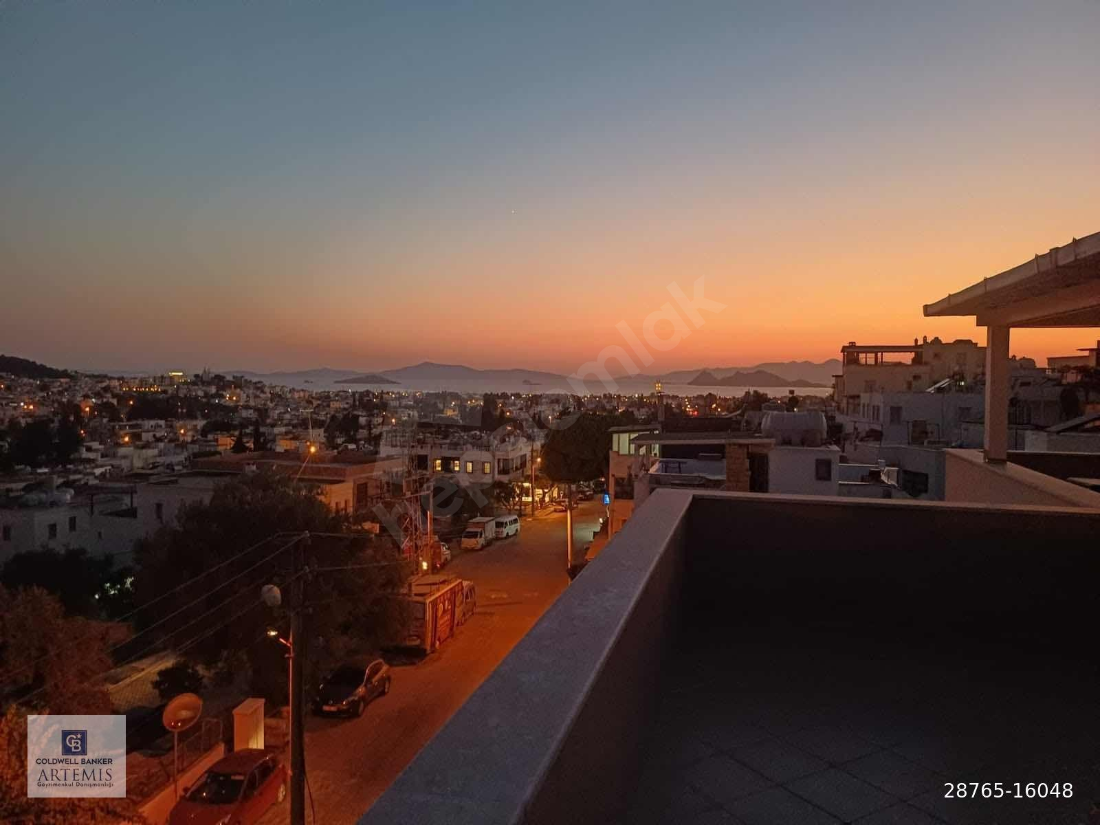 Bodrum Turgutreiste Deniz Manzaralı Satılık Eşyalı Daire