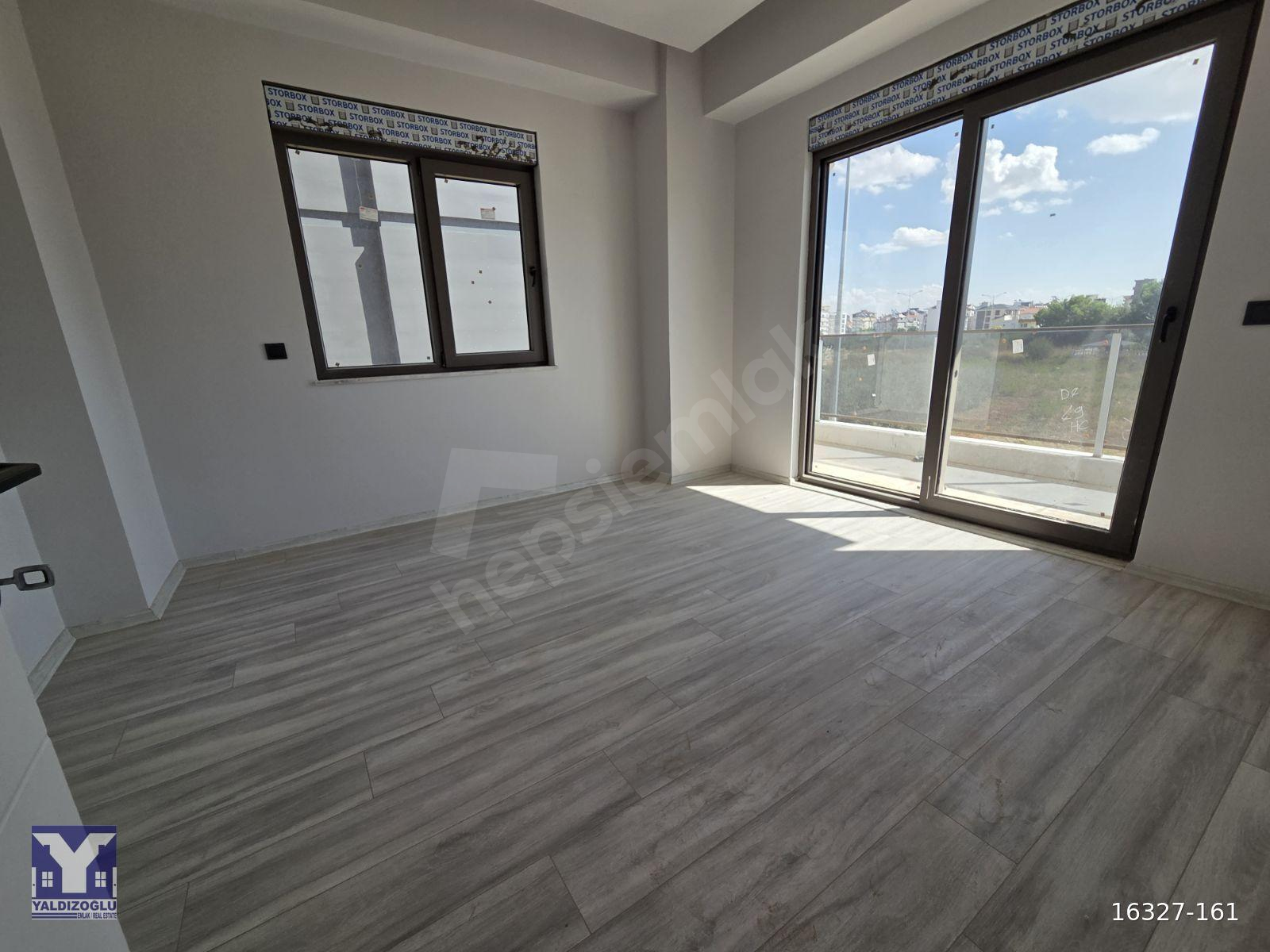 BAHÇEYAKA'DA KİRALIK ARAKAT SIFIR 2+1 DAİRE