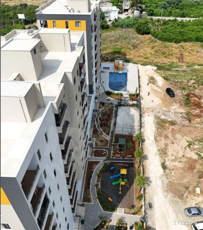 MERSİN TÖMÜK'TE SİTE İÇERİSİNDE 1+1 SATILIK DAİRE | 60 m²