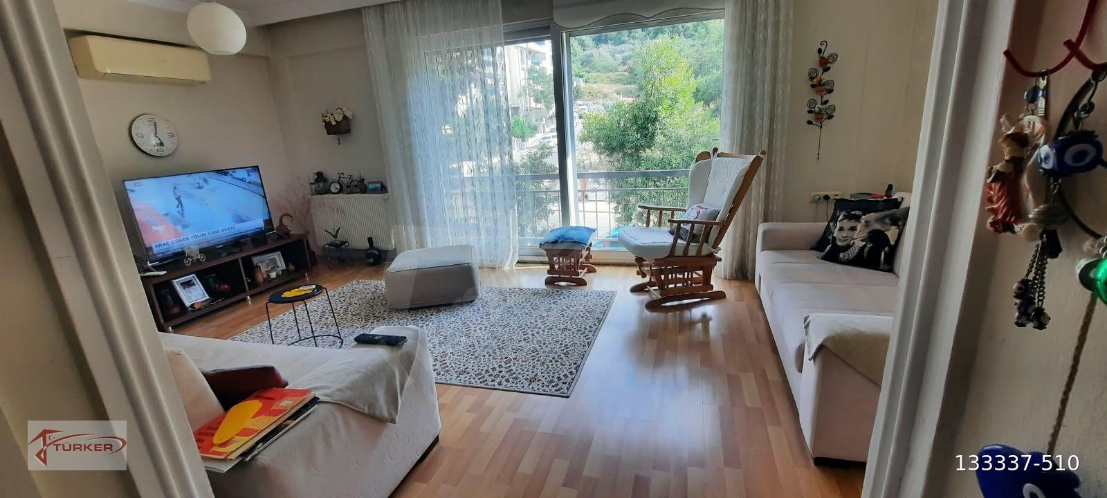 TÜRKER GAYRİMENKUL'DEN SATILIK 3+1 CADDE ÜSDÜ ÖNÜ AÇIK DAİRE.