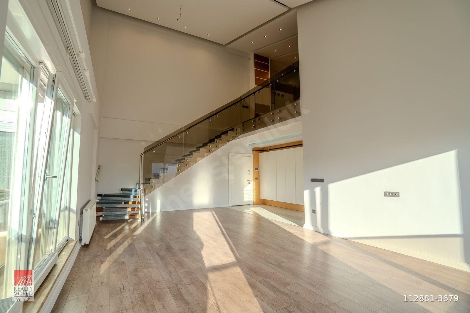 UNCALIDA NEVADA PARK KONAKLARINDA 4+1 SATILIK LOFT DUBLEKS DAİRE