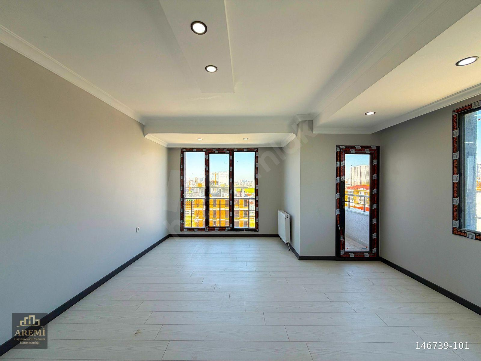 TAHTAKALE 'DE CADDEYE YAKIN ULTRA LÜKS 172M2 3+2 SATILIK DUBLEKS