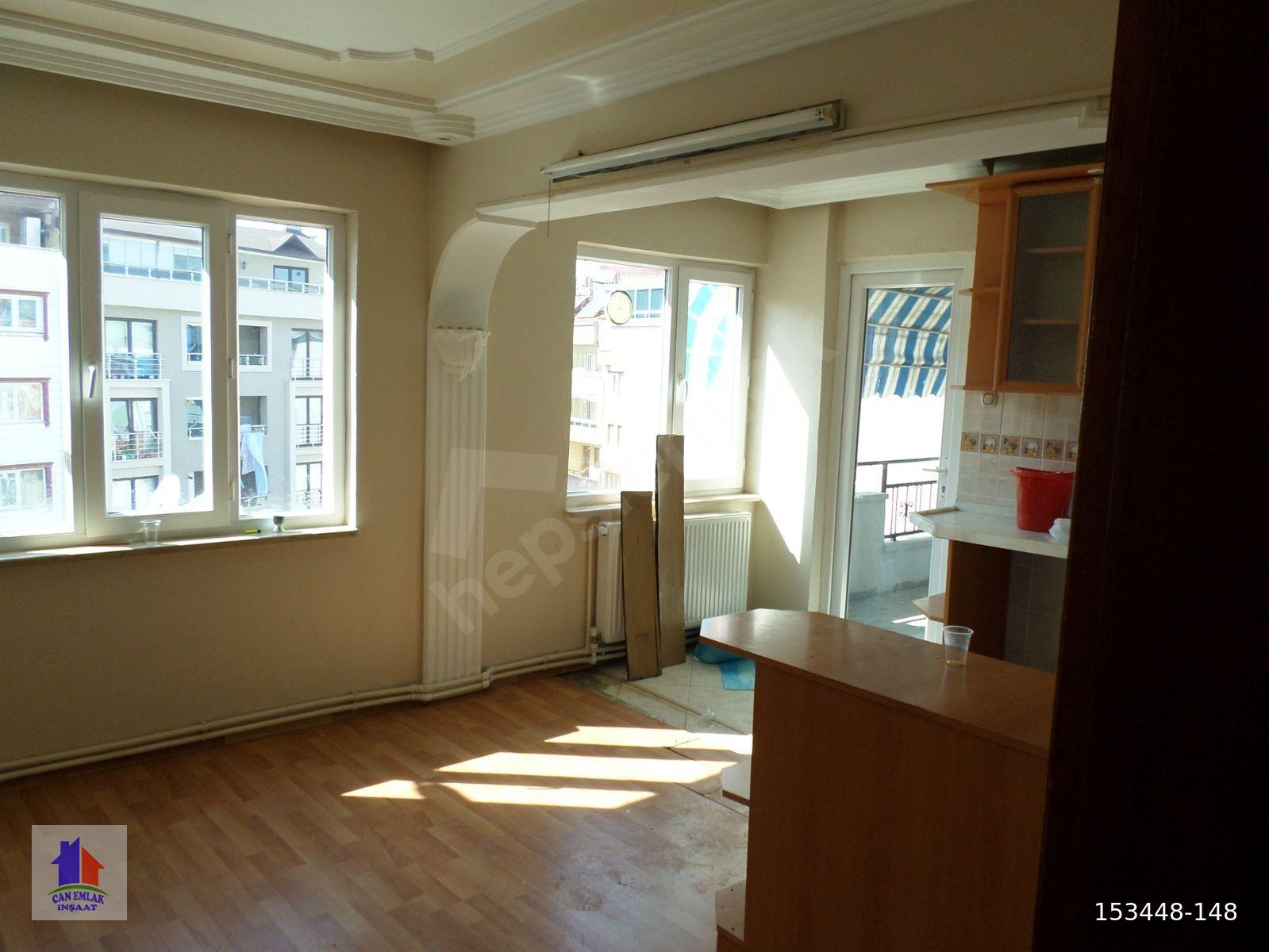 MUDANYA EĞİTİM MAH.DE SATILIK DAİRE 5.KAT MERKEZDE 2+1 DÜZAYAK GENİŞ FERAH DAİRE