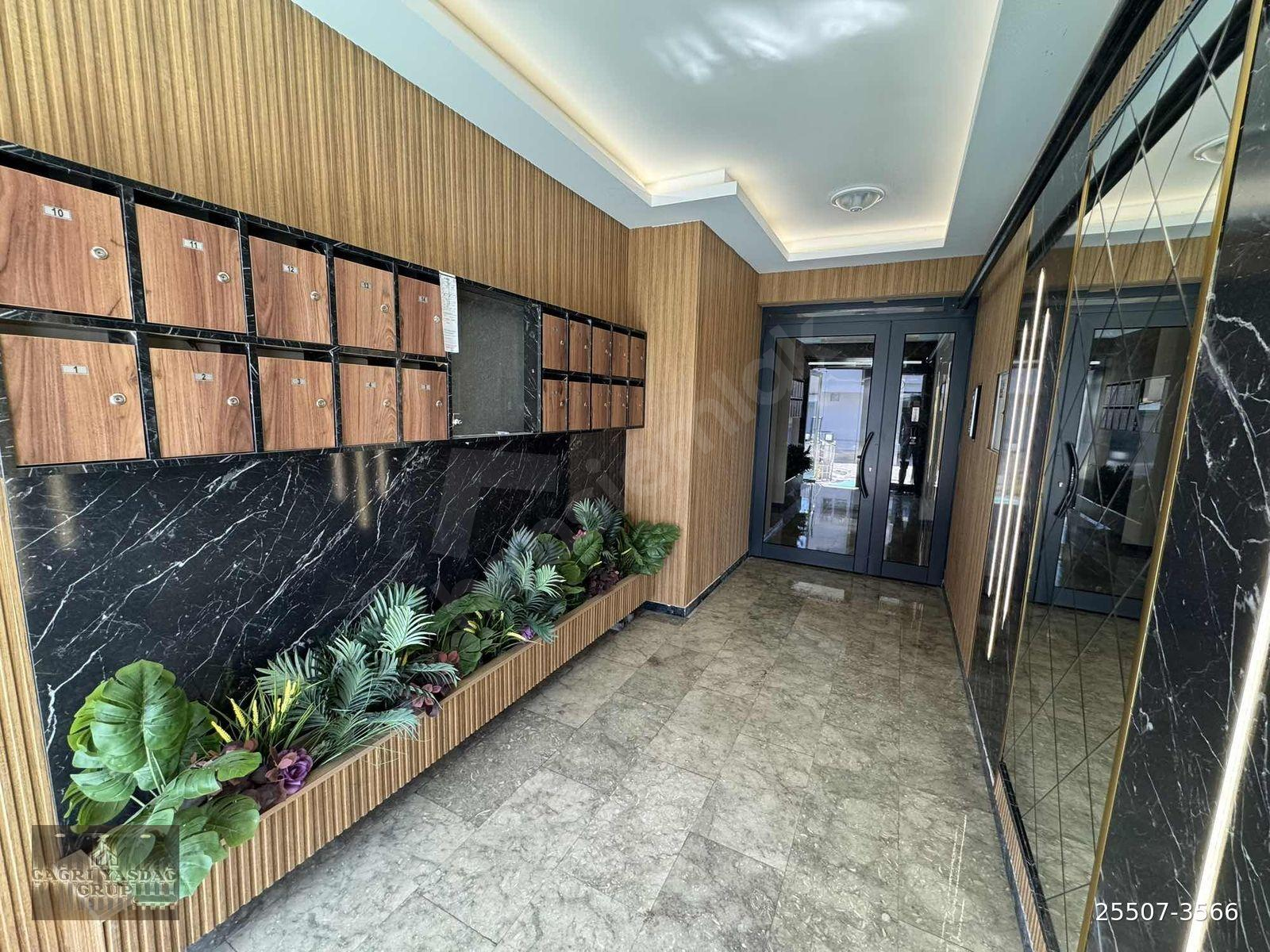 DUMLUPINAR MERKEZDE H.ALANI/AYBÜ YANIBAŞINDA KİRALK LÜX 2+1DAİRE