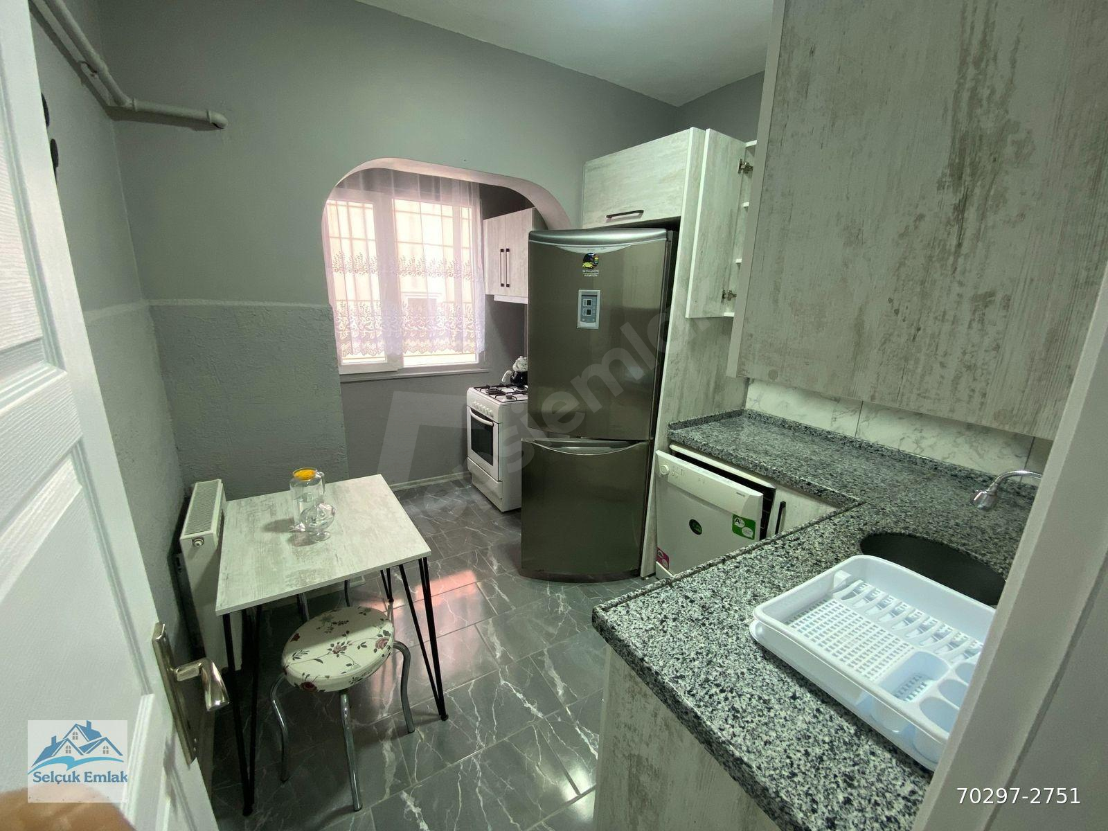 Karamürsel'de Kiralık Daire,3+1,Eşyalı,Sahil Plaj Yolu Mevkisi