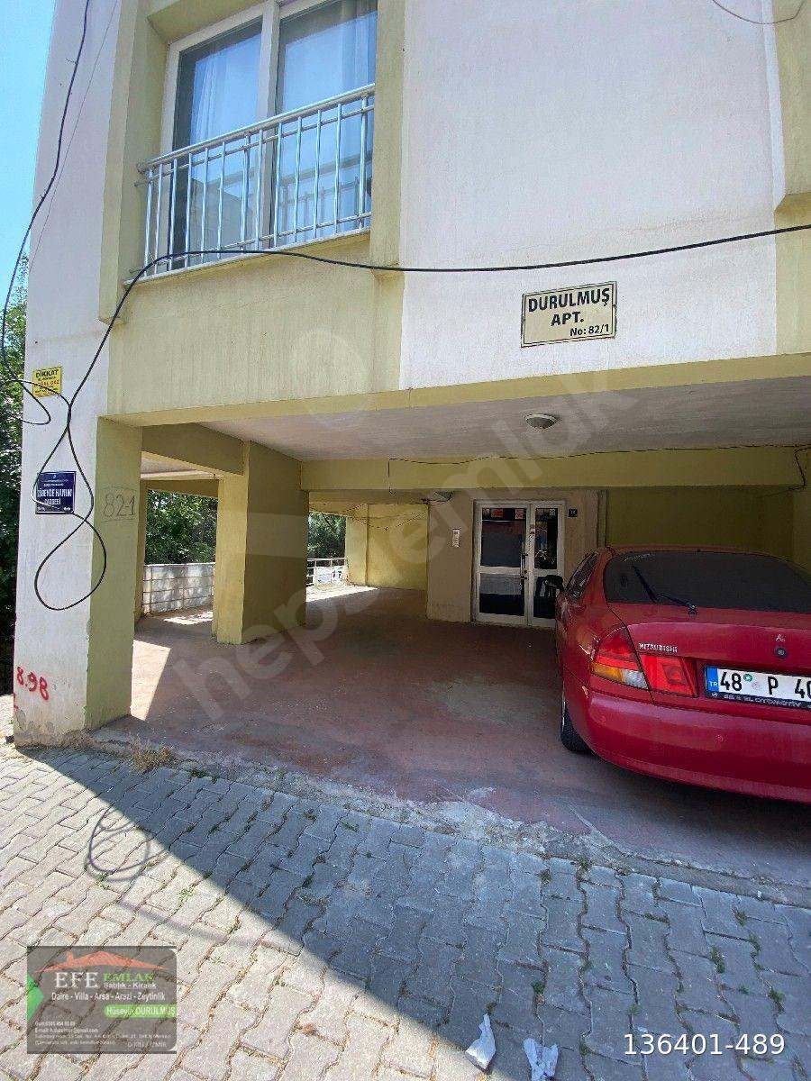 YATIRIMLIK cadde üzeri köşe başında önü açık ferah 3. kat eşyalı 1+1 daire