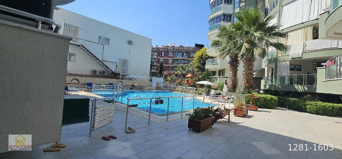 KUŞADASI MARİNADA DENIZE YURUME MESAFESI HAVUZLU SİTEDE DOĞALGAZLI SATILIK 1+1 LÜKS DAİRE