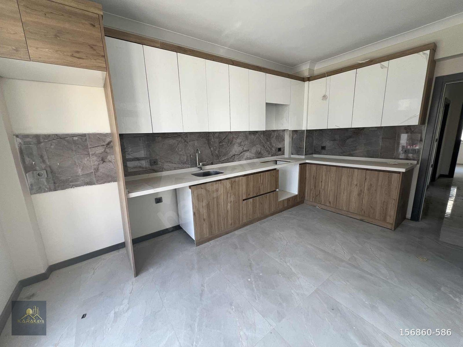 KARAKAYA EMLAK'TAN ŞENTEPE SOL'DA ARA KAT İSKANLI ACİL DAİRE