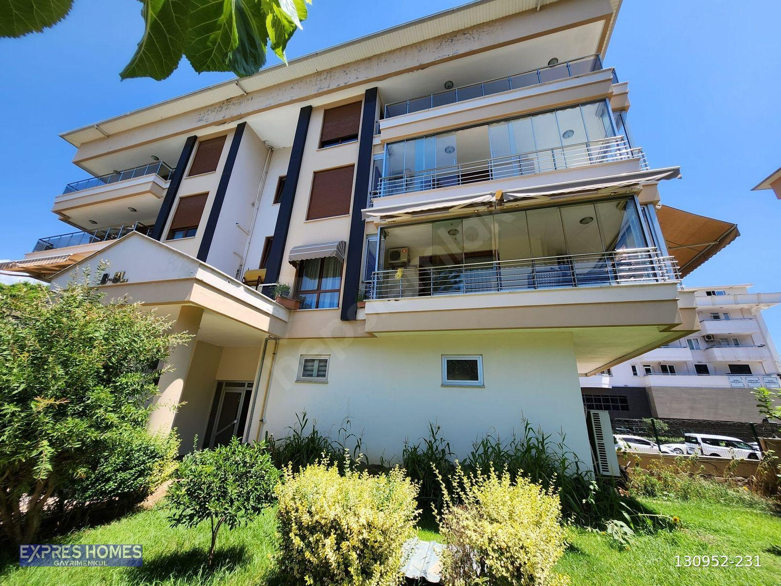 ALANYA OBA'DA SİTE İÇERİSİNDE SATILIK 3+1 DAİRE