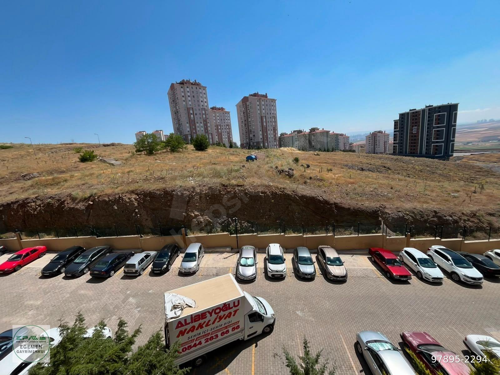 YAPRACIK MERKEZDE CTİPİ 3+1 KİRALIK DAİRE
