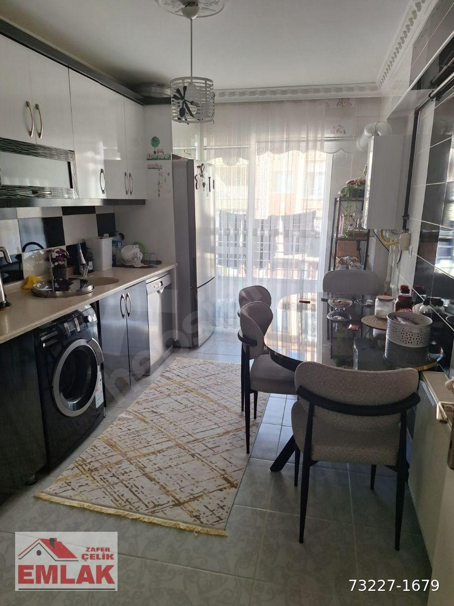 MERKEZİ KONUMDA ARA KATTA MASRAFSIZ FULL YAPILI 3+1 DAİRE