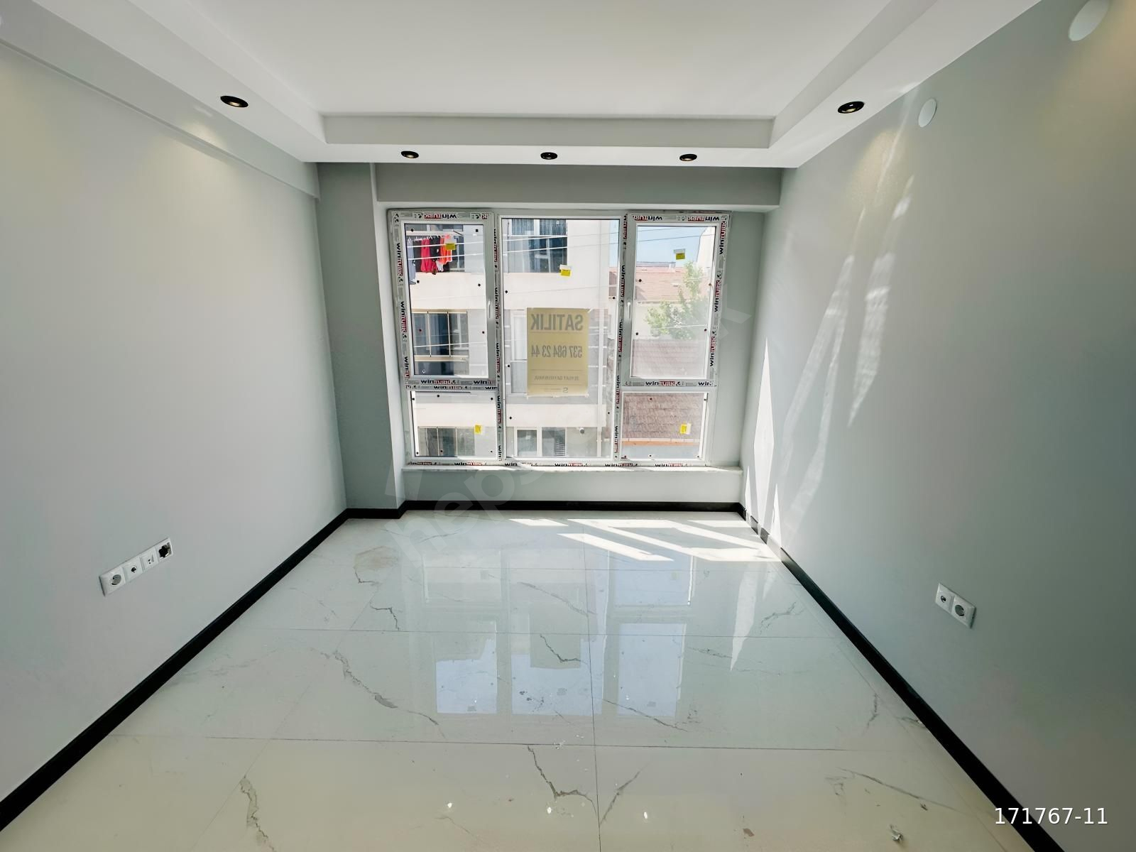 ZEYSAT'TAN PTT -KAPALI PAZAR YAKINI SATILIK 2+0 DAİRE