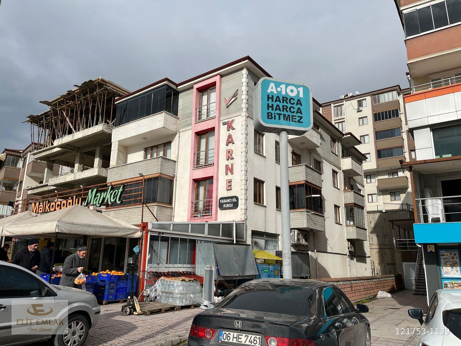 5000 EVLER ŞAHİN TEPESİ MERKEZDE SATILIK FULL YAPILI 3+1 DAİRE