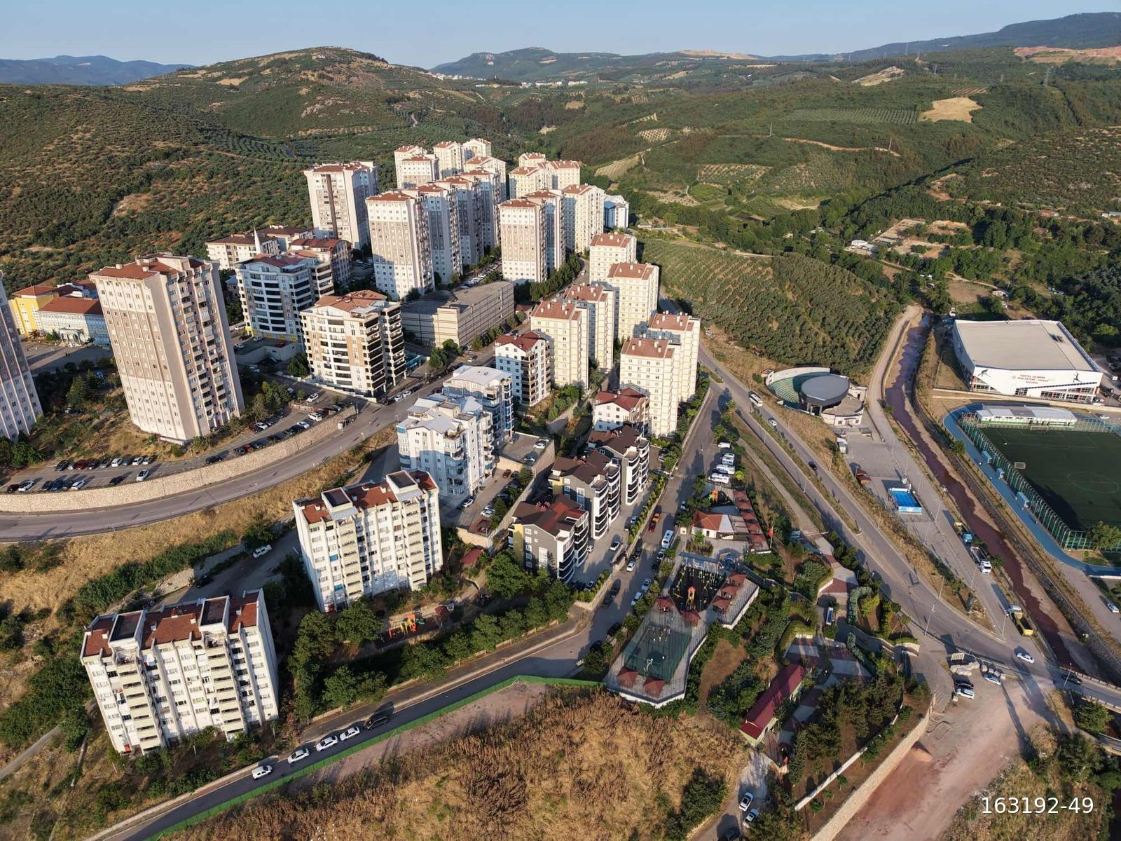 BURSA FİNANSTAN SATILIK DAİRE 2+1 ARA KAT 2 .ETAP 5. KAT