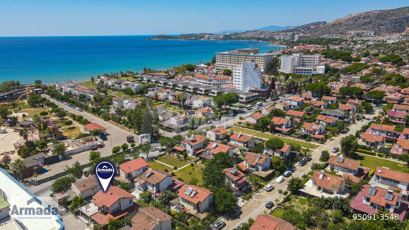 KUŞADASI'NDA DENİZE 250 METRE TERASLI FIRSAT 2+1 VİLLA