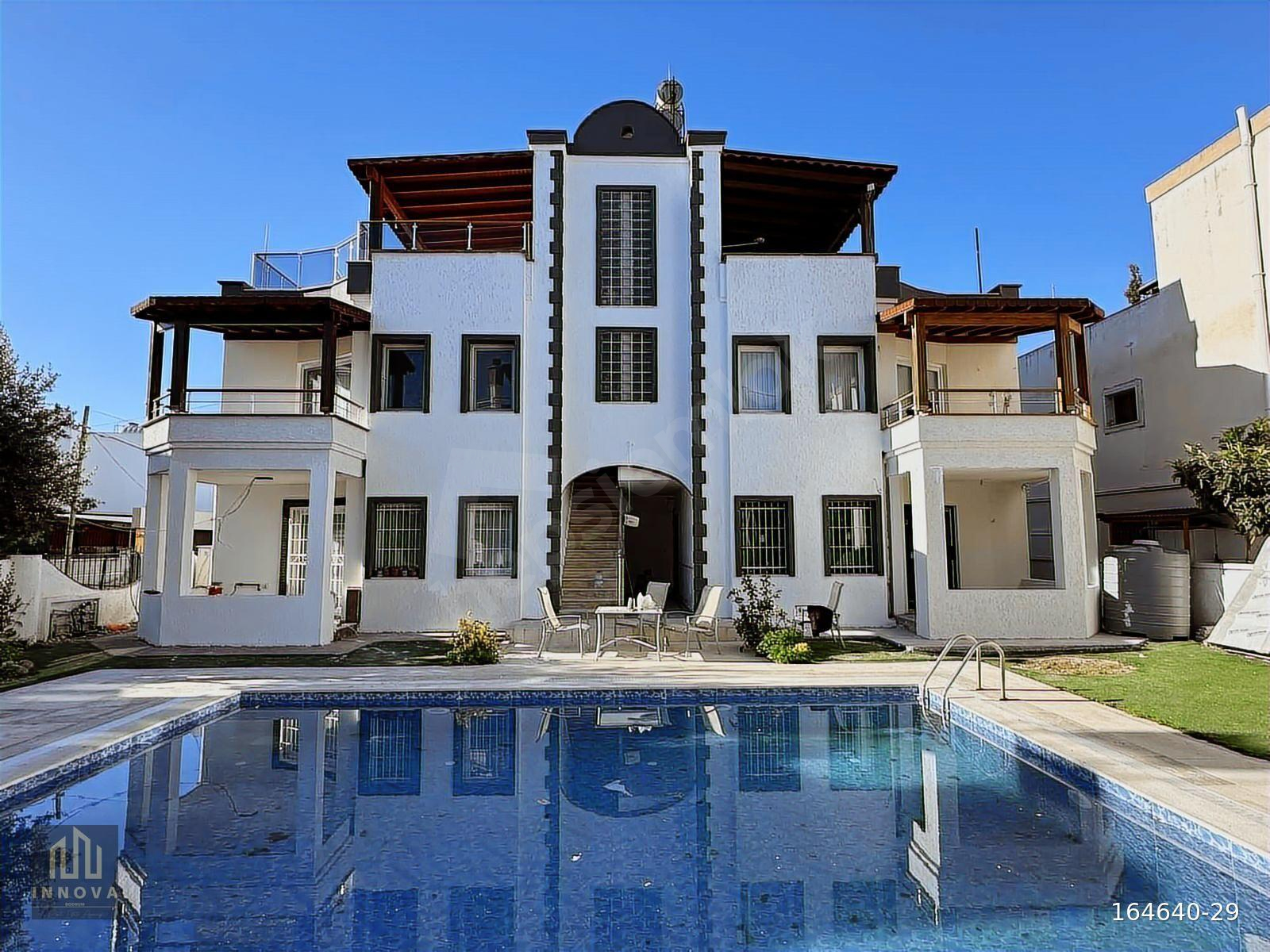 BAHÇELİEVELER'DE DENİZE 50 ADIM ÇARŞIYA 400MT ÜST DUBLEKS