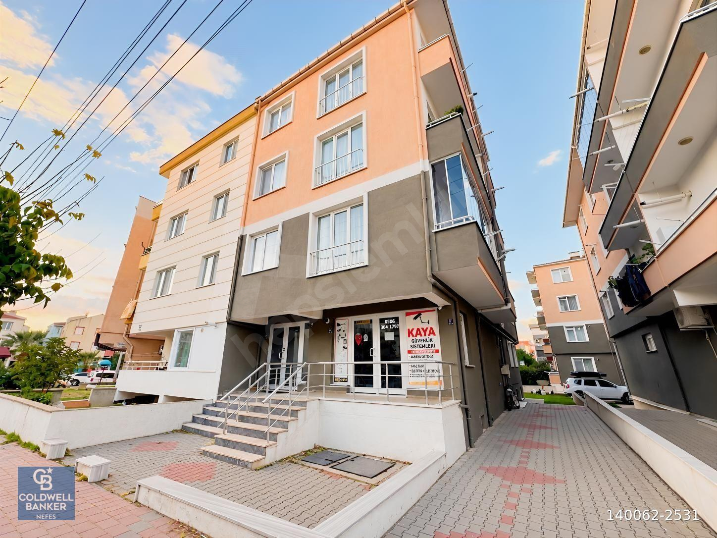 Şehit Gürol Caddesi Üzeri Ara Kat Eşyalı Satılık 1+1 Daire!