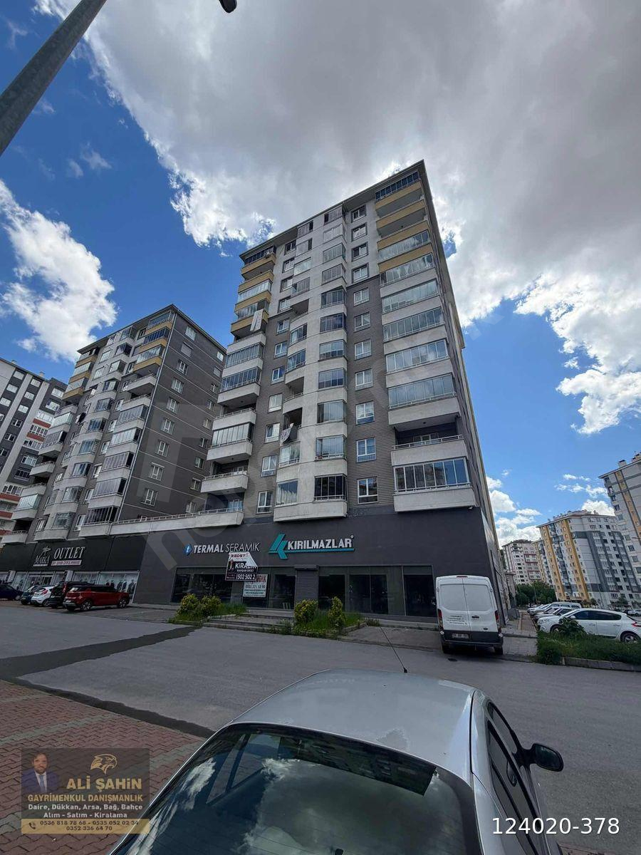 KARTAL BULVARI ÜZERİ FULL YAPILI 3+1 SATILIK DAİRE