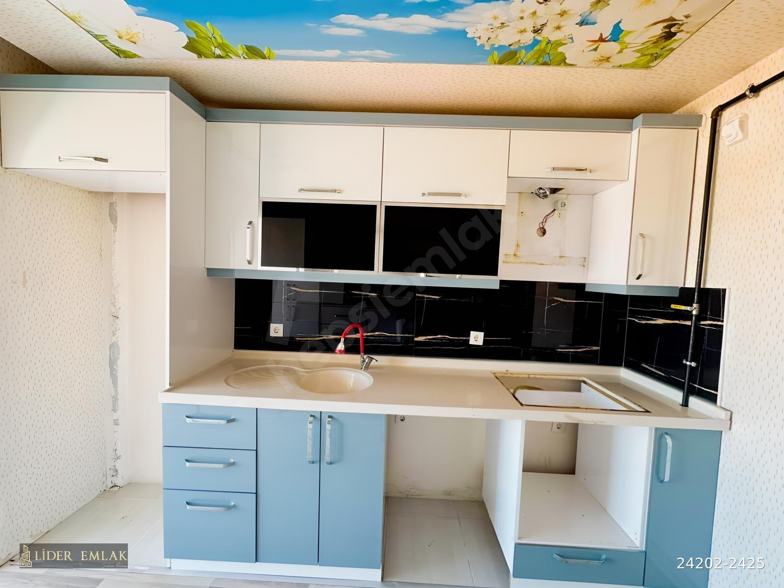 LİDER EMLAK'TAN HACI BAYRAM VELİ CADDESİ ÜZERİ 3+1 SATILIK DAİRE
