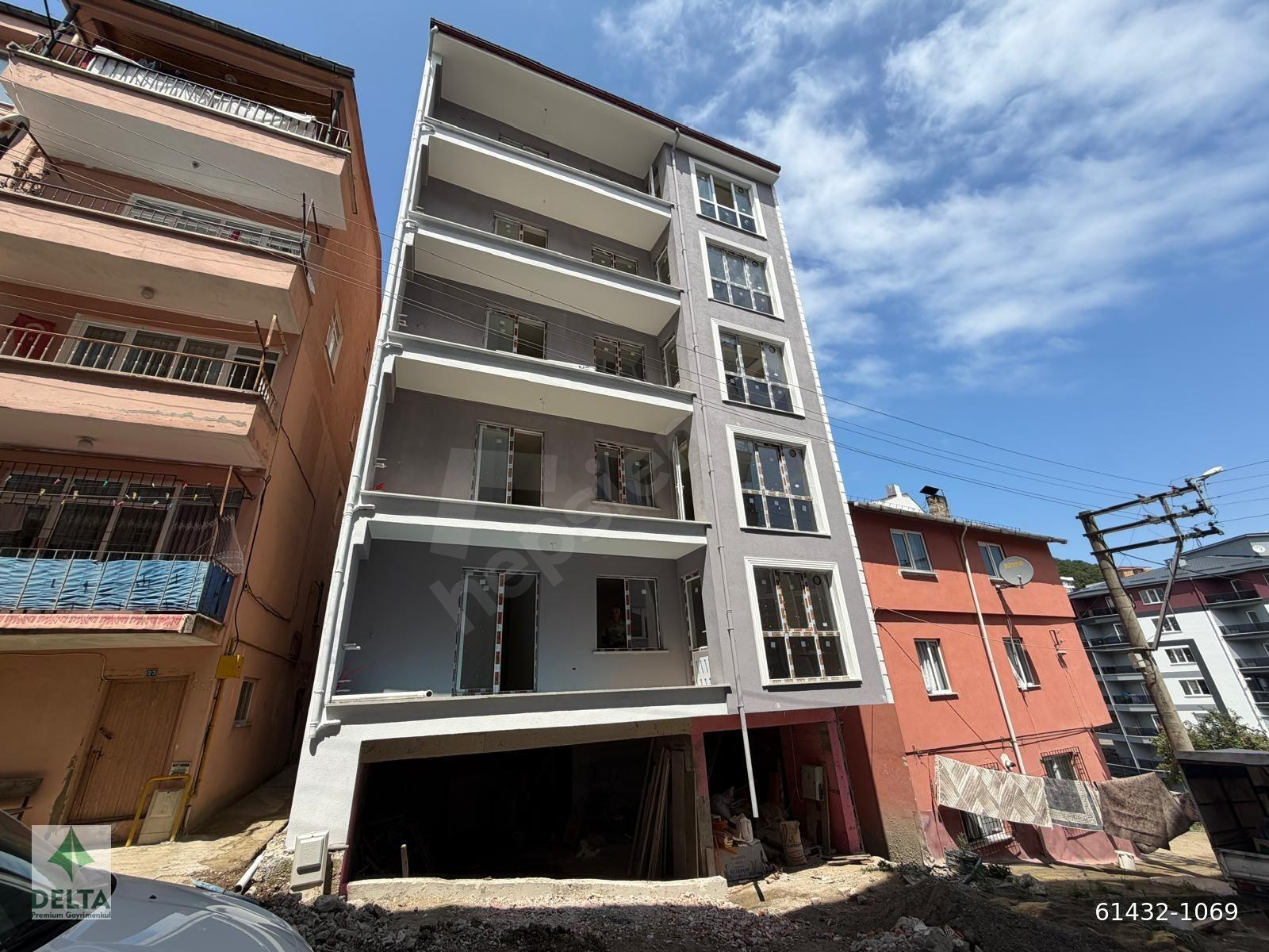 DELTA GAYRİMENKUL'DEN EGİTİM ARAŞTIRMA KARŞISI 2+1 FIRSAT DAİRE!