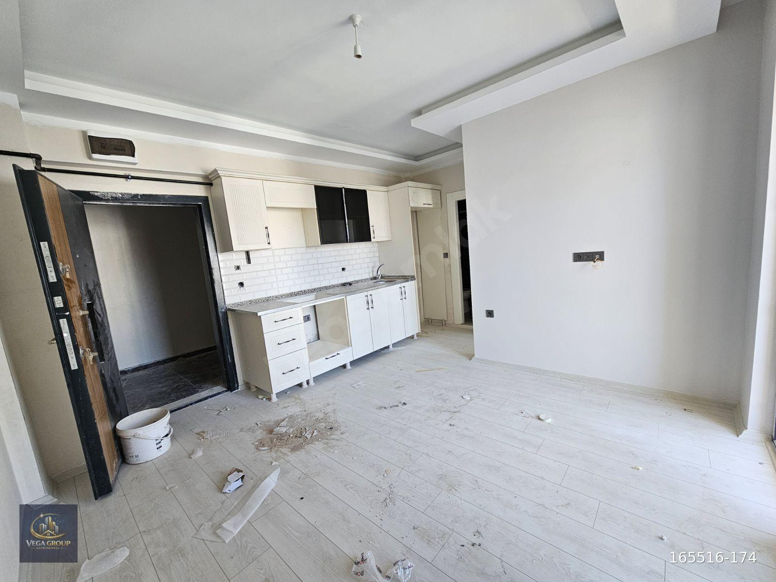 ATAŞEHİR MAHALLESİ 1+1 SATILIK DAİRE