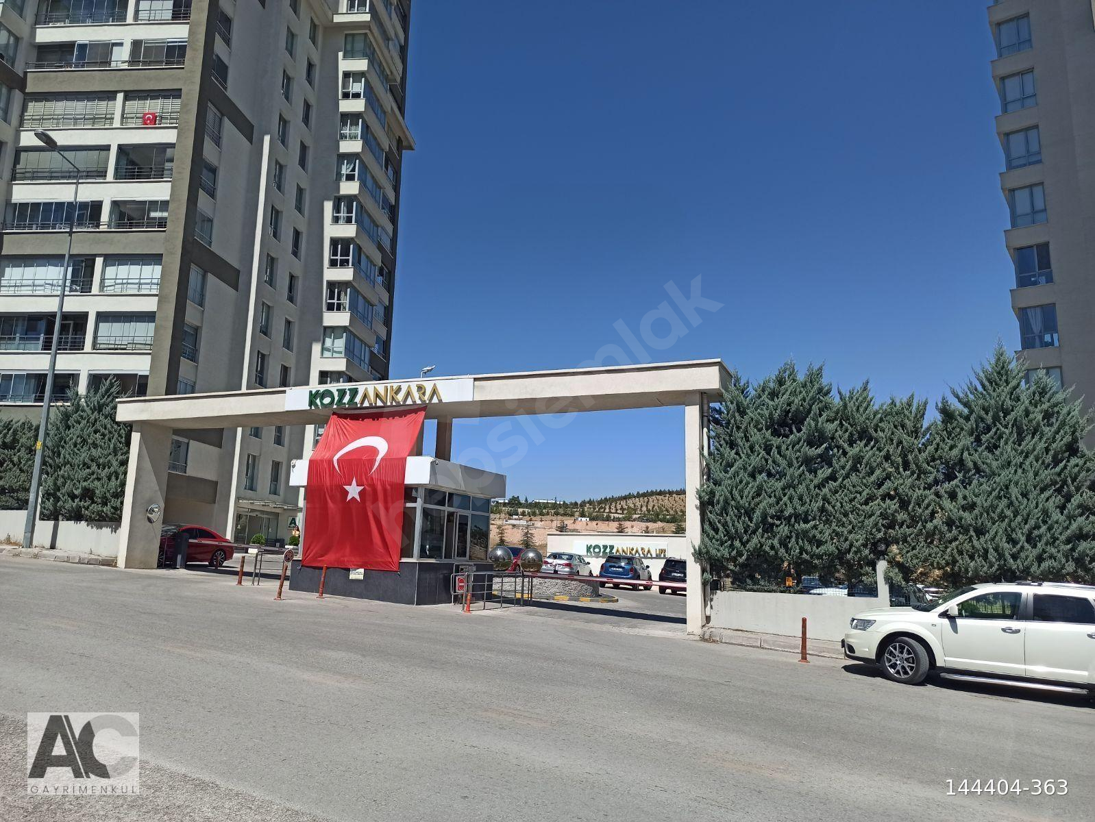 AC GAYRİMENKUL DEN KOZZ ANKARA DA 4,5+1 DAİRE