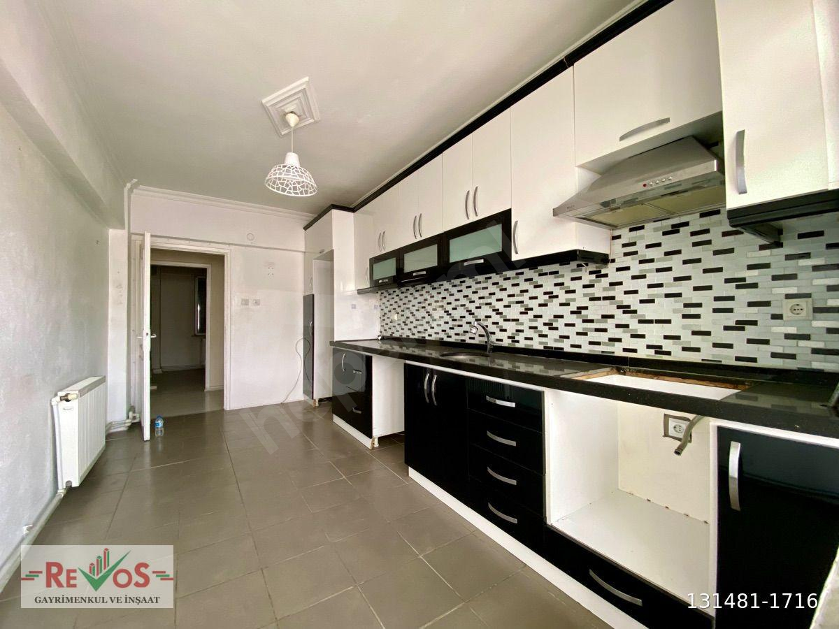 ÇOBANÇEŞMEDE 3+1 ARAKAT ÖN CEPHE SATILIK DAİRE