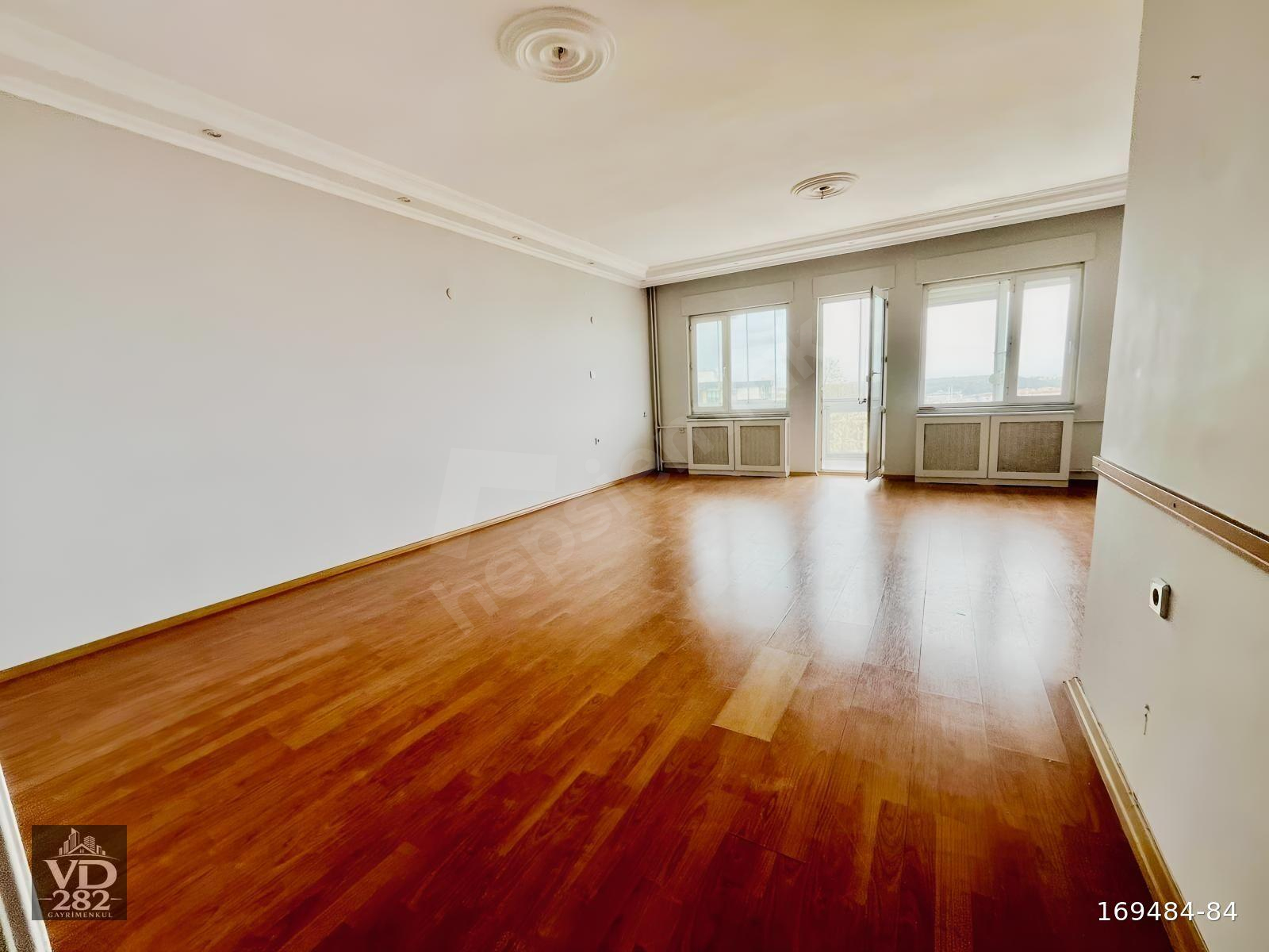 Hürriyet Mah. Deniz Manzaralı, Havuzlu 3+1 Kiralık Daire