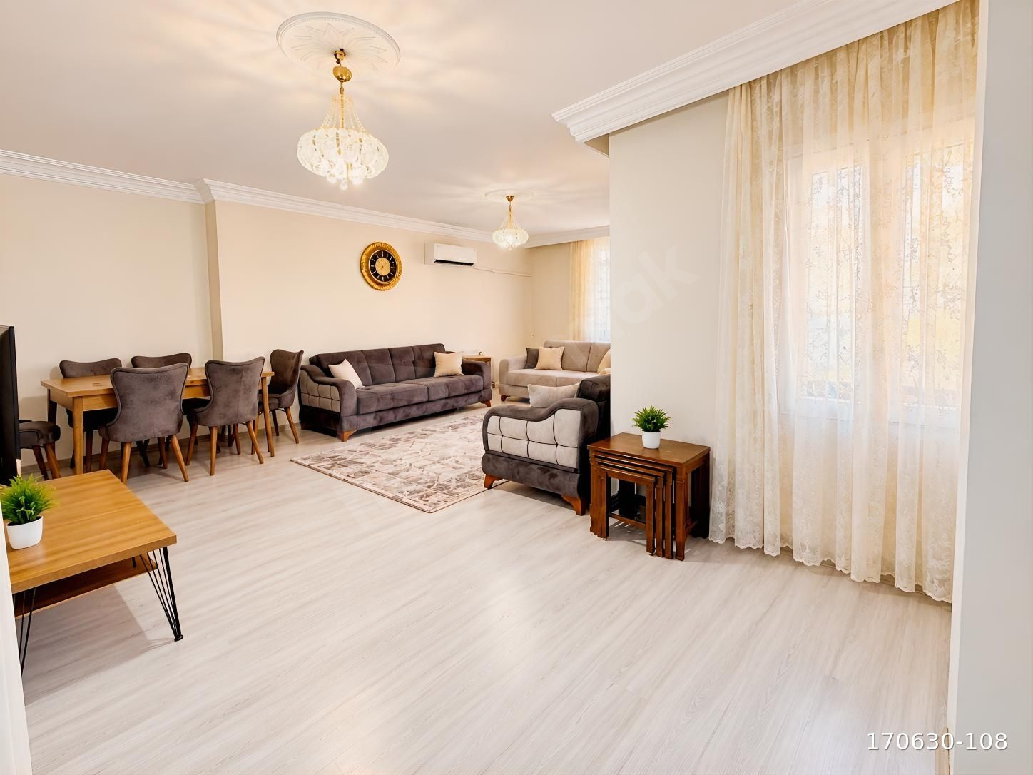 GOLDENHAUS GAYRİMENKUL'DEN MERKEZİ KONUMDA SATILIK 3+1 DAİRE