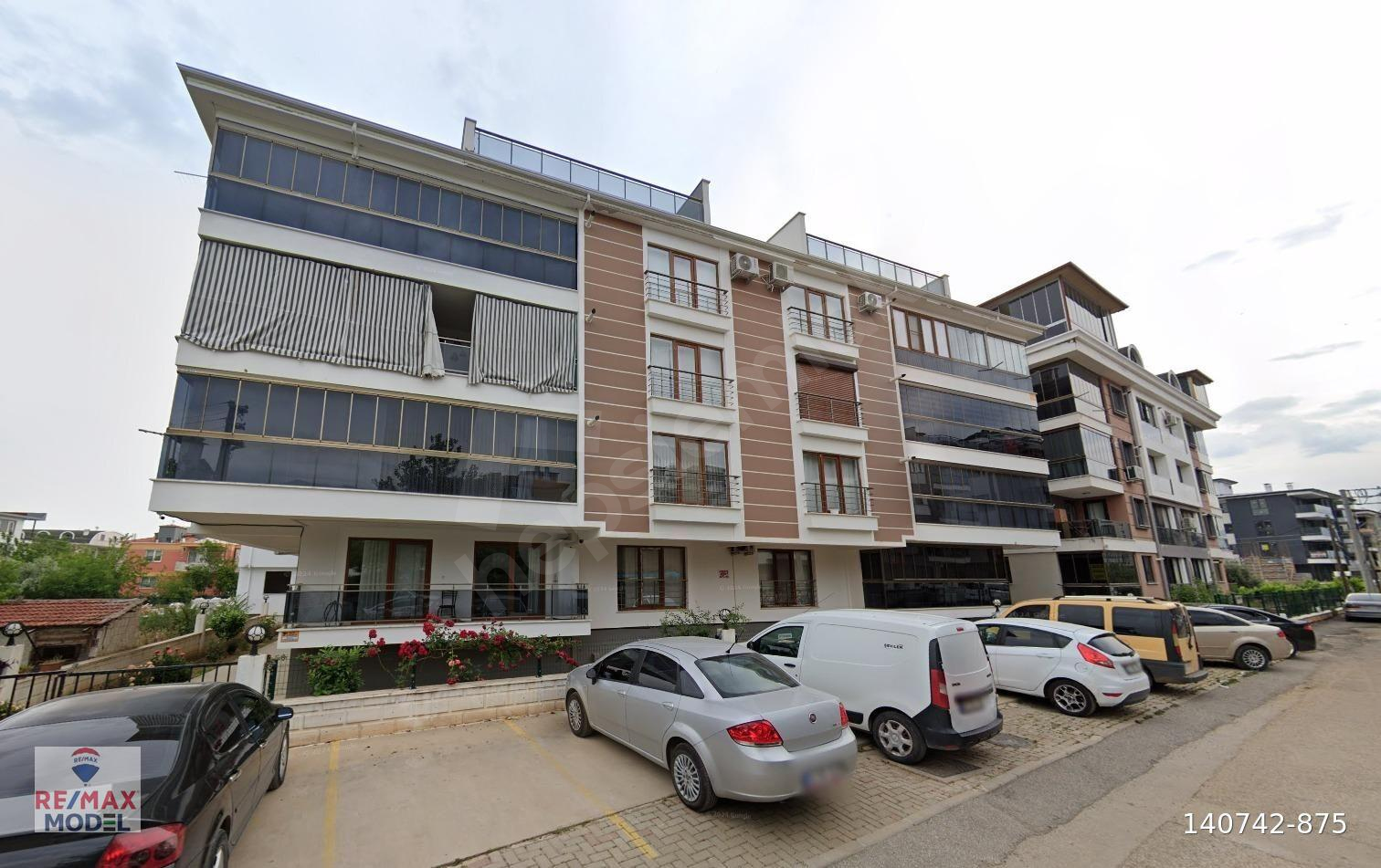 REMAX MODEL DEN KARAHASANLI MAHALLESİNDE 2,5+1 SATILIK DAİRE
