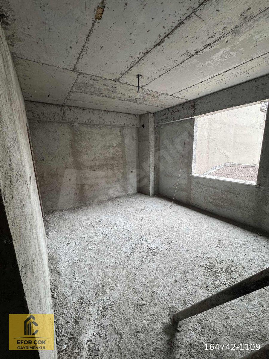 EFOR ÇOK"TAN BAĞCILAR BARBOROS MAHALESİNDE SATILIK 3+1 DAİRE