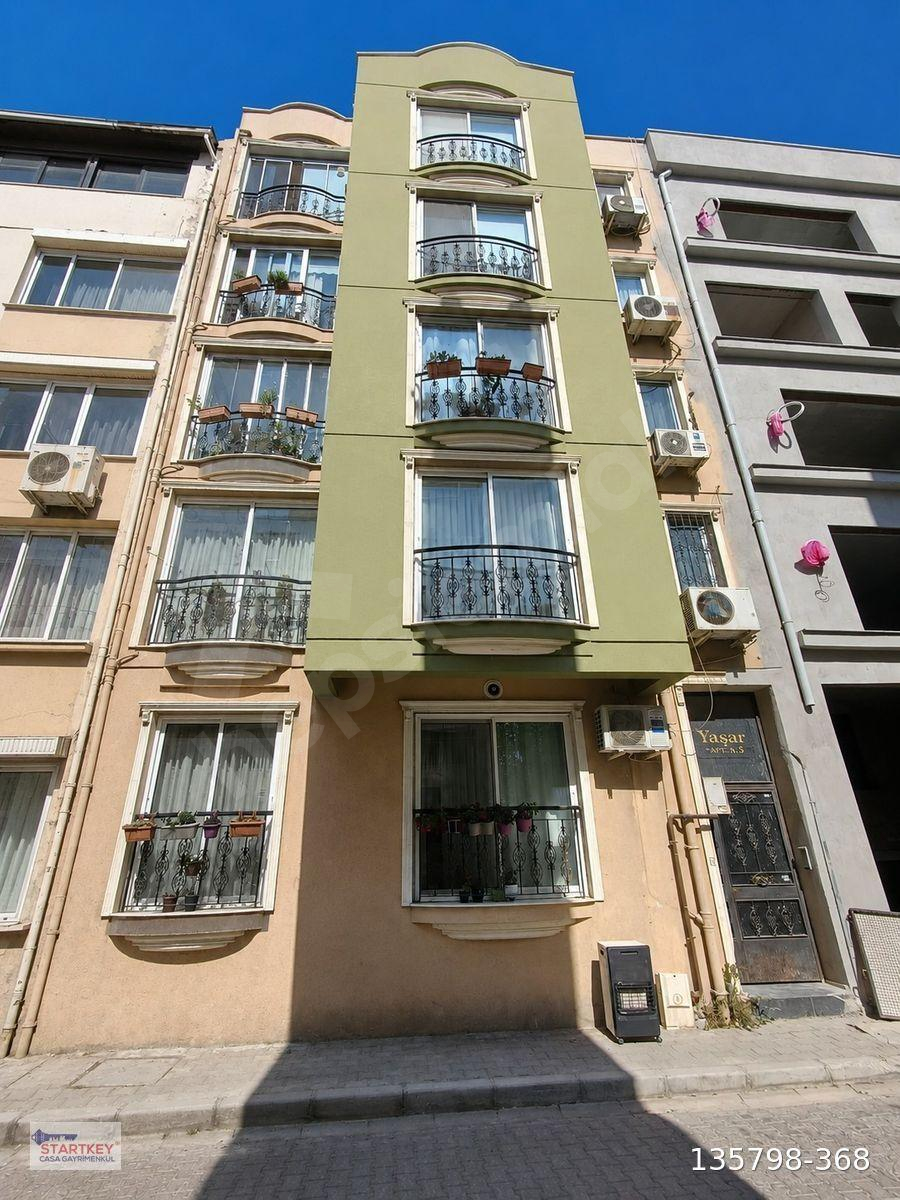 Karşıyaka Aksoy Mah. Merkezi Konumda Geniş 3+1 Kiralık Daire