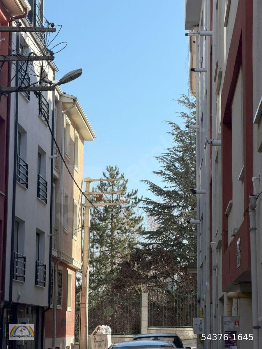 ECZACILIK KAPISINA YAKIN SATILIK 1+1 DAİRE ÇİFTCEPHE AYRI MUTFAK