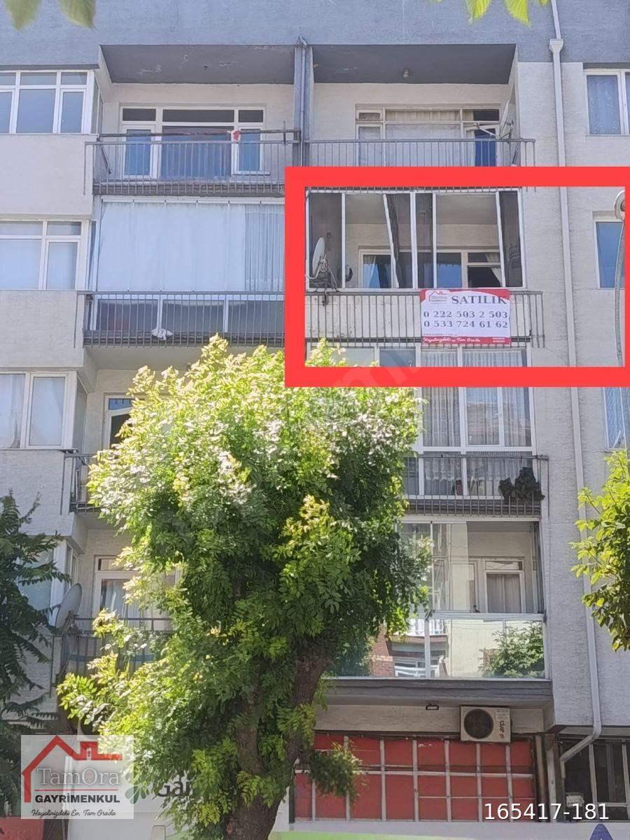 BAHÇELİEVLERDE ORHAN OĞUZ CD ÜZERİNDE SATILIK 2+1 DAİRE