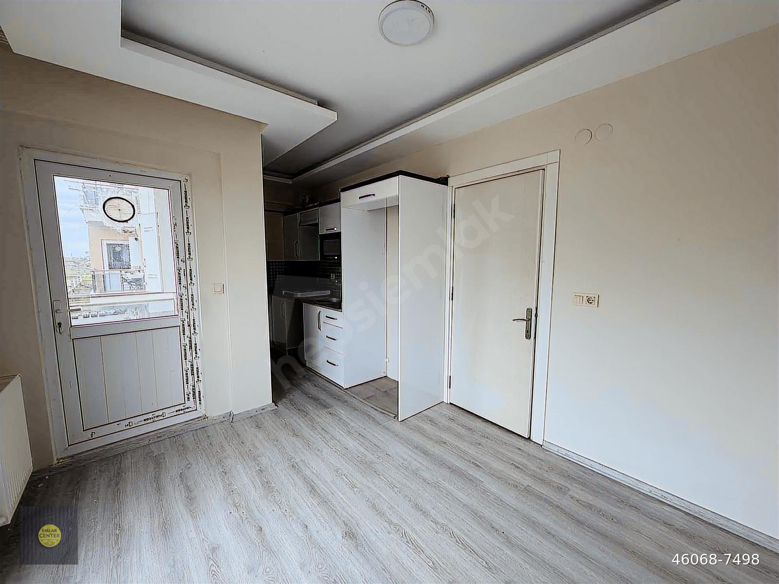 EMLAK CENTER'DAN MURADİYE MAH 2+1 ARA KAT DAİRE