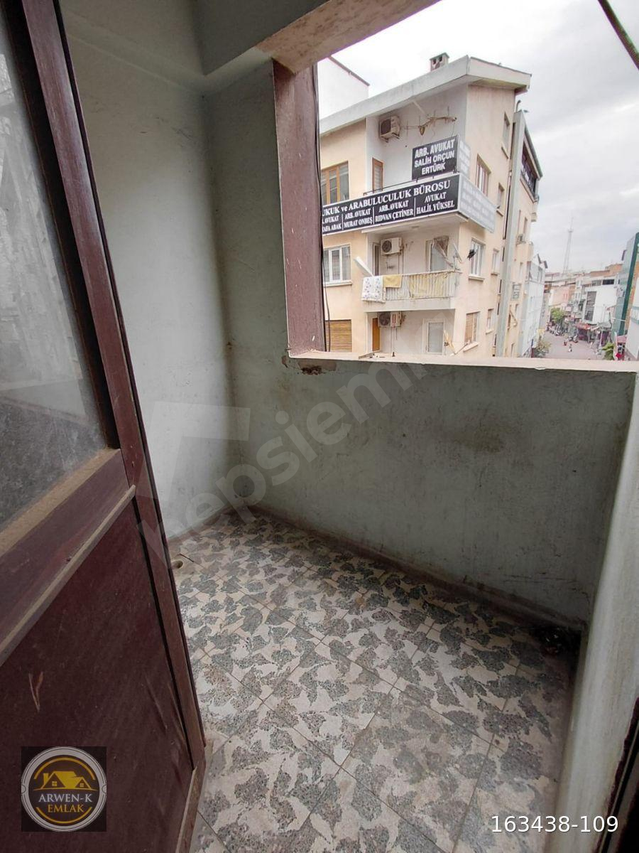 NAZİLLİ HÜRRİYET CADDESİNDE ARWEN EMLAKTAN YATIRIMLIK FIRSAT DAİRE