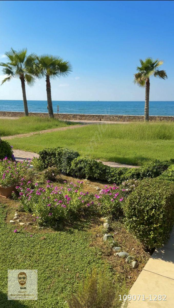 Hatay,Arsuz Karaagac Denize Sifir Havuzlu Site ici Dogalgazli 3+1 Kiralik Villa