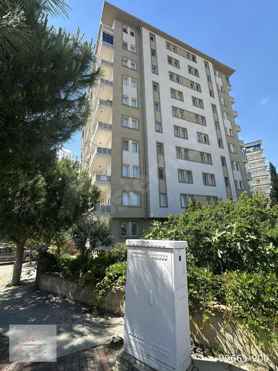 Uşak,Fatih mah.Ova cad.kiralık ebeveyn Banyolu 3+1 160m2