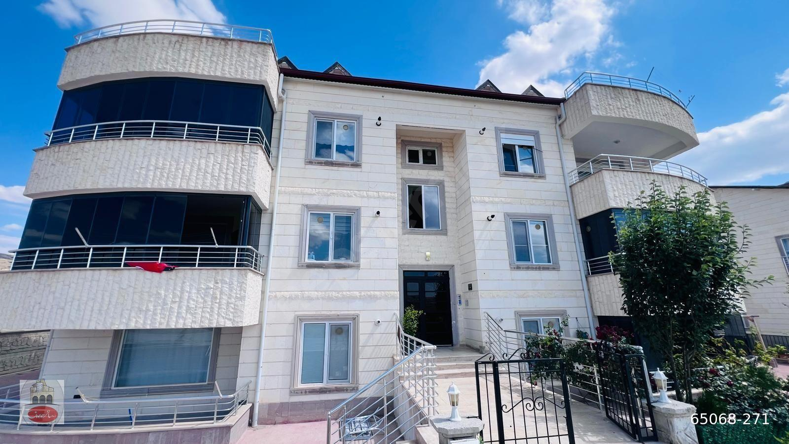ÜRGÜP ELİT EMLAK'TAN 15 TEMMUZ MAH.'DE EŞYALI 1+1 DAİRE