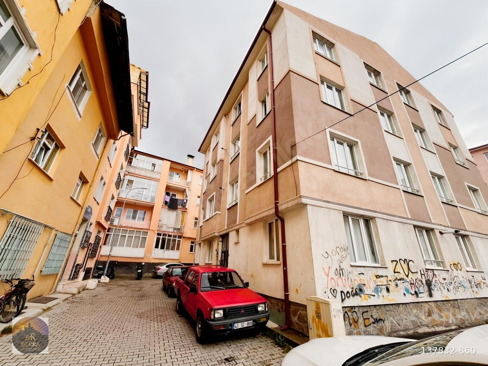 KÜTAHYA MERKEZ MEYDAN MAHALLESİNDE FULL EŞYALI 1+1 KİRALIK!