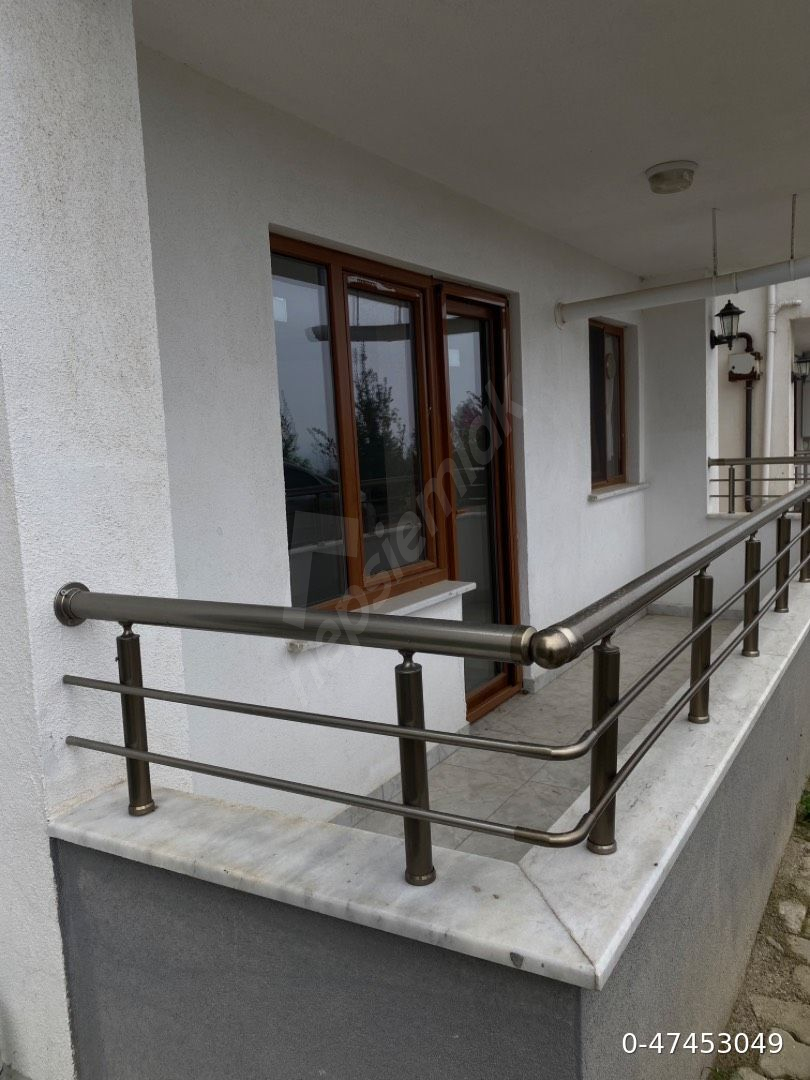 ESENKÖY'DE SİTE İÇERİSİNDE BAHÇELİ DAİRE