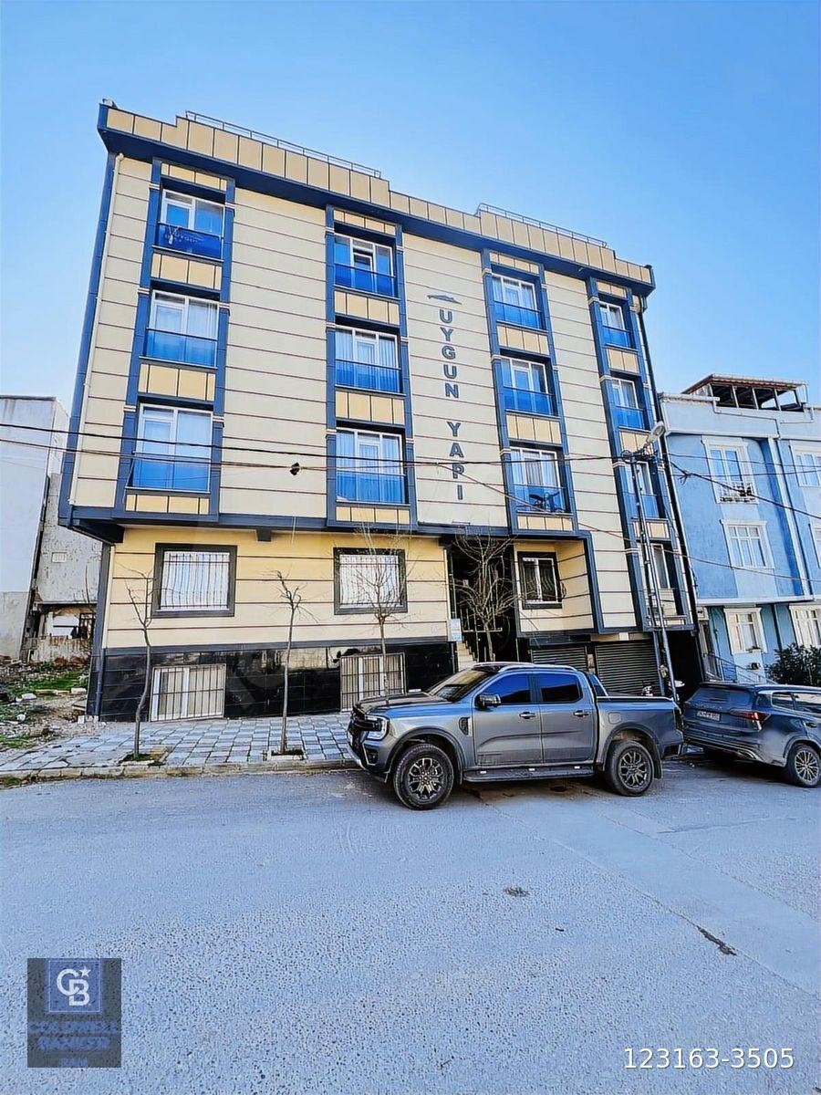GENİŞ AİLELERE ÖZEL 4+2 TERAS MANZARALI 3 BALKONLU LÜKS DAİRE!