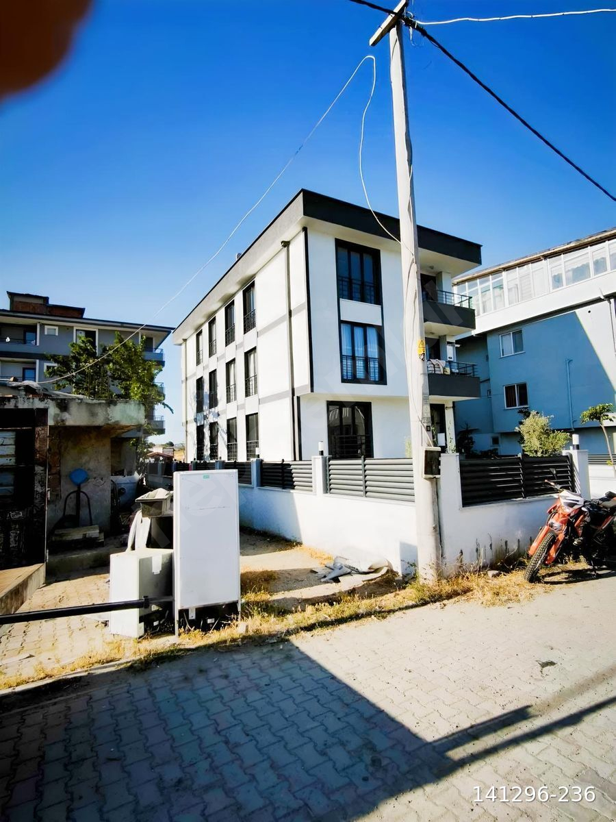 Tekirdağ Marmaraereğlisi'nde kiralık 2 + 1 giriş kat yeni bina