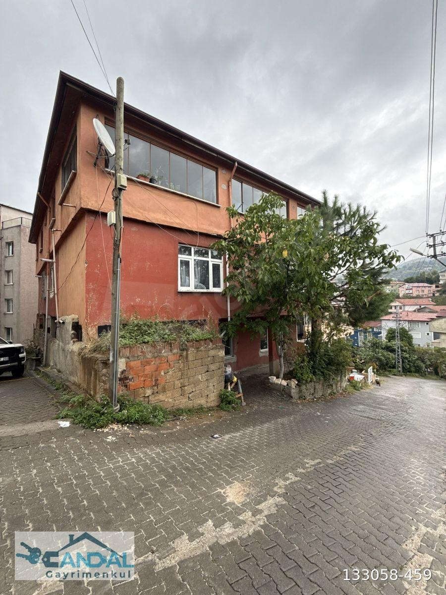 ZONGULDAK İNAĞZI MAHALLESİ GÖLBAŞI SOKAK’TA KİRALIK 2+1 DAİRE