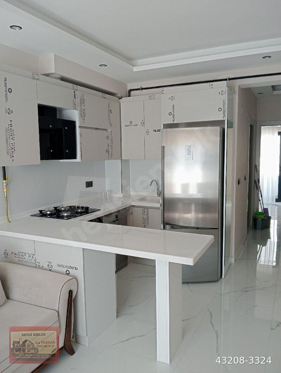 BALİKESİR G.O.PAŞA SIFIR 1+1 EŞYALI BALKONLU
