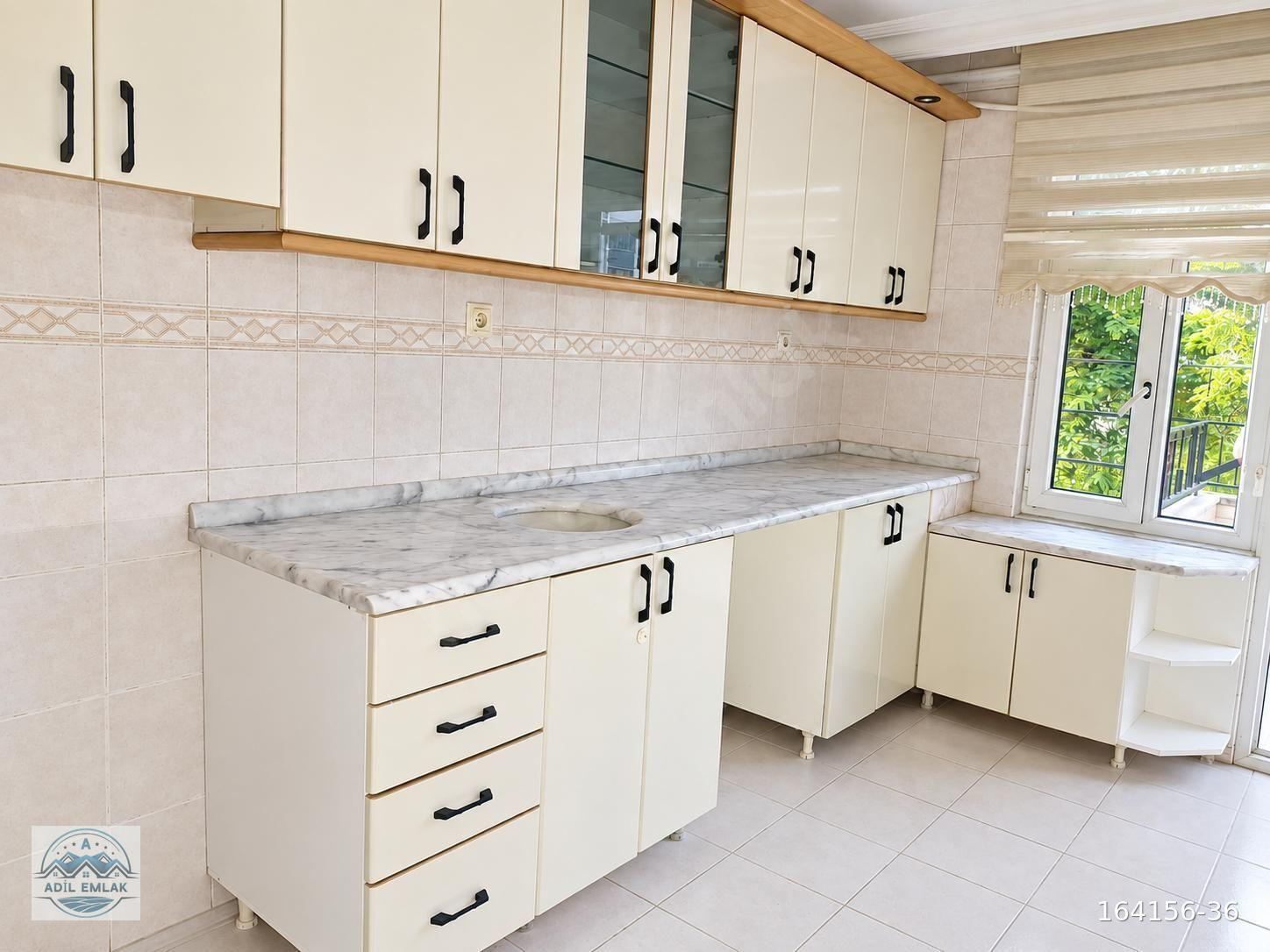 ADİL EMLAKTAN ARHAVİ BOĞAZİÇİNDE SATILIK 3+1 FIRSAT DAİRE