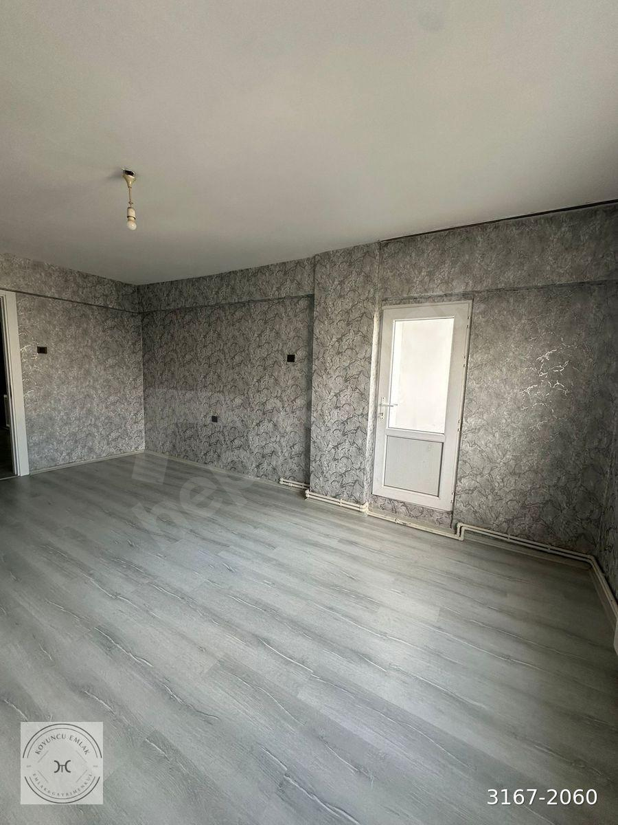 Bornova Süvari Caddesinde Satılık 2+1 Yatırımlık Daire