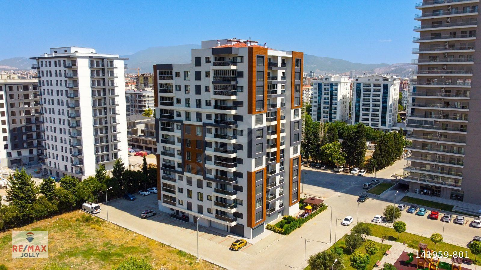 BAYRAKLI ZİYAMON YAMAN SİTESİNDE SATILIK LÜKS AKILLI DAİRE