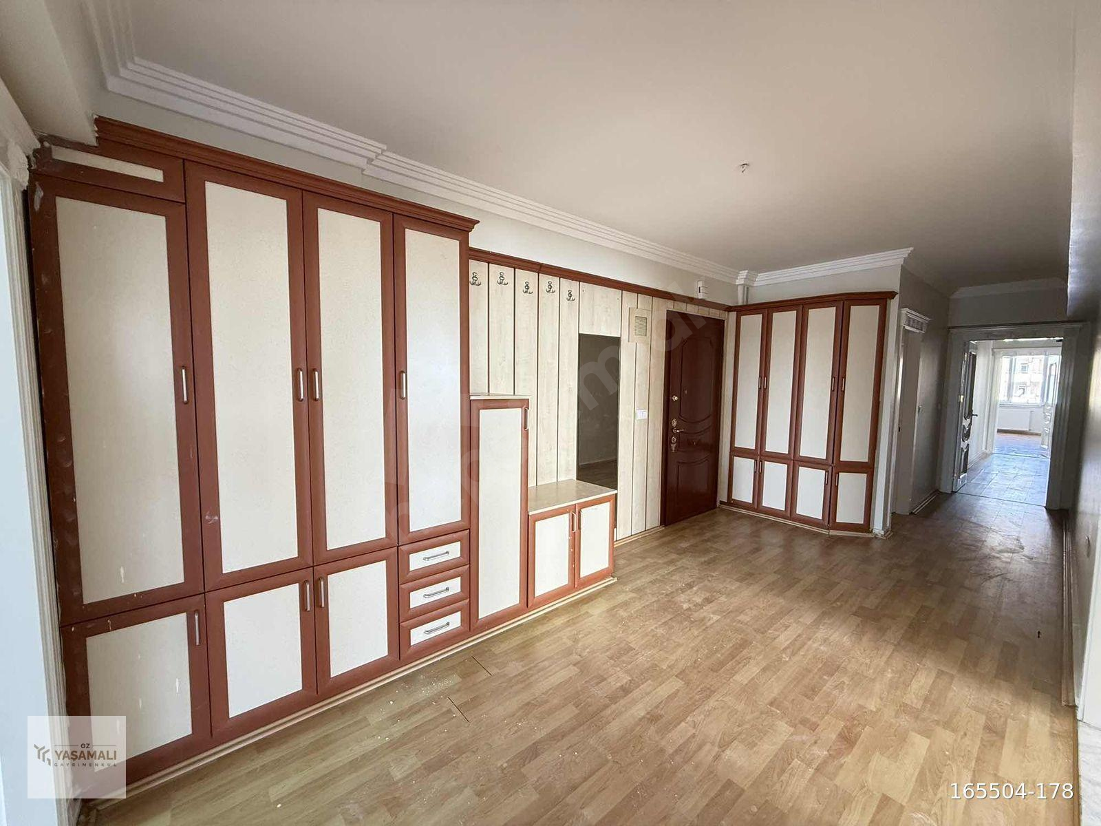 ÖZ YAŞAMALI'DAN MERKEZİ KONUMDA 280MT2 NET SATILIK 4+1 DAİRE
