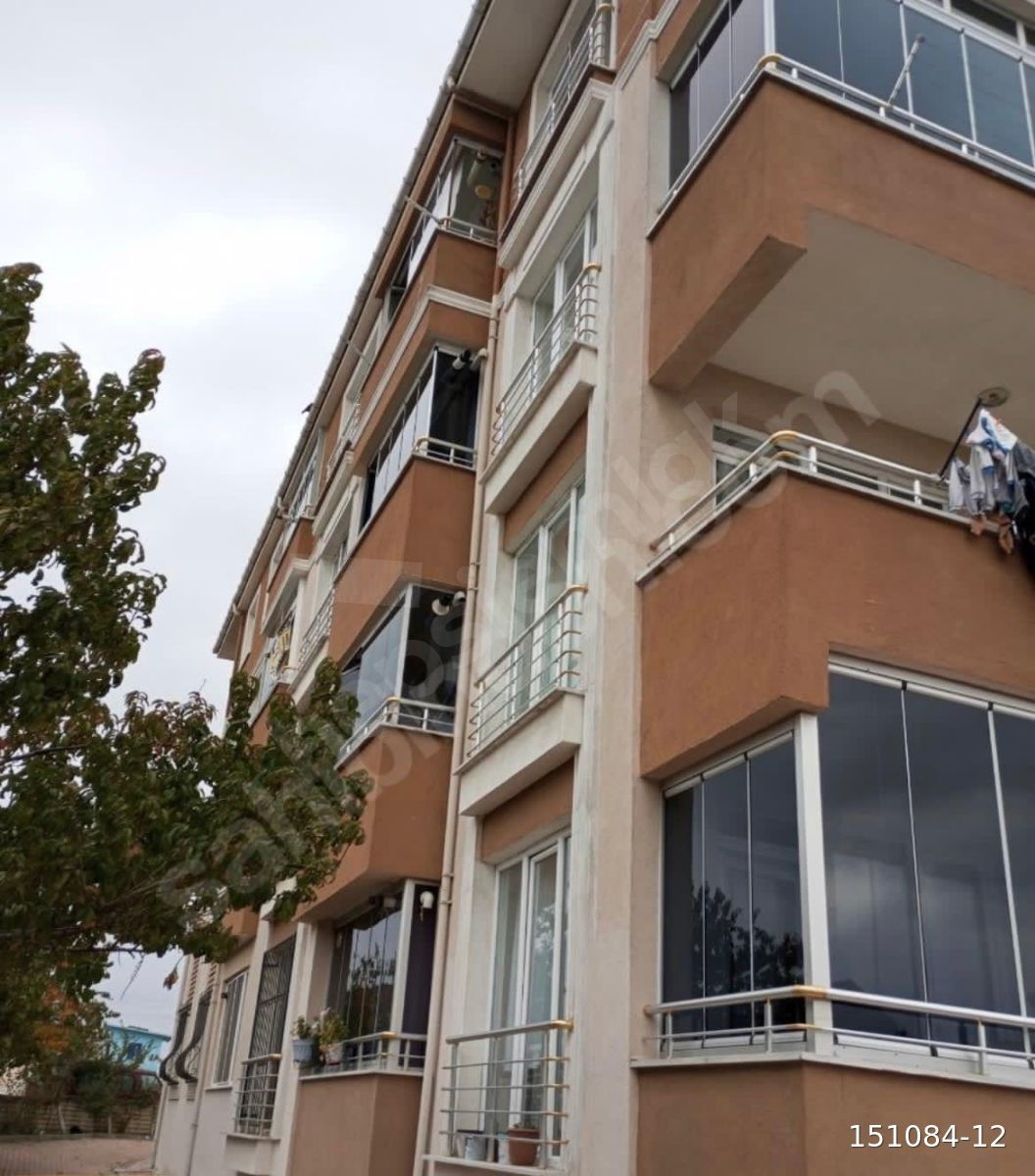 CAN CAN GAYRİMENKUL DEN NUSRATİYE DE 2+1 ARAKAT 110MT SATILIK